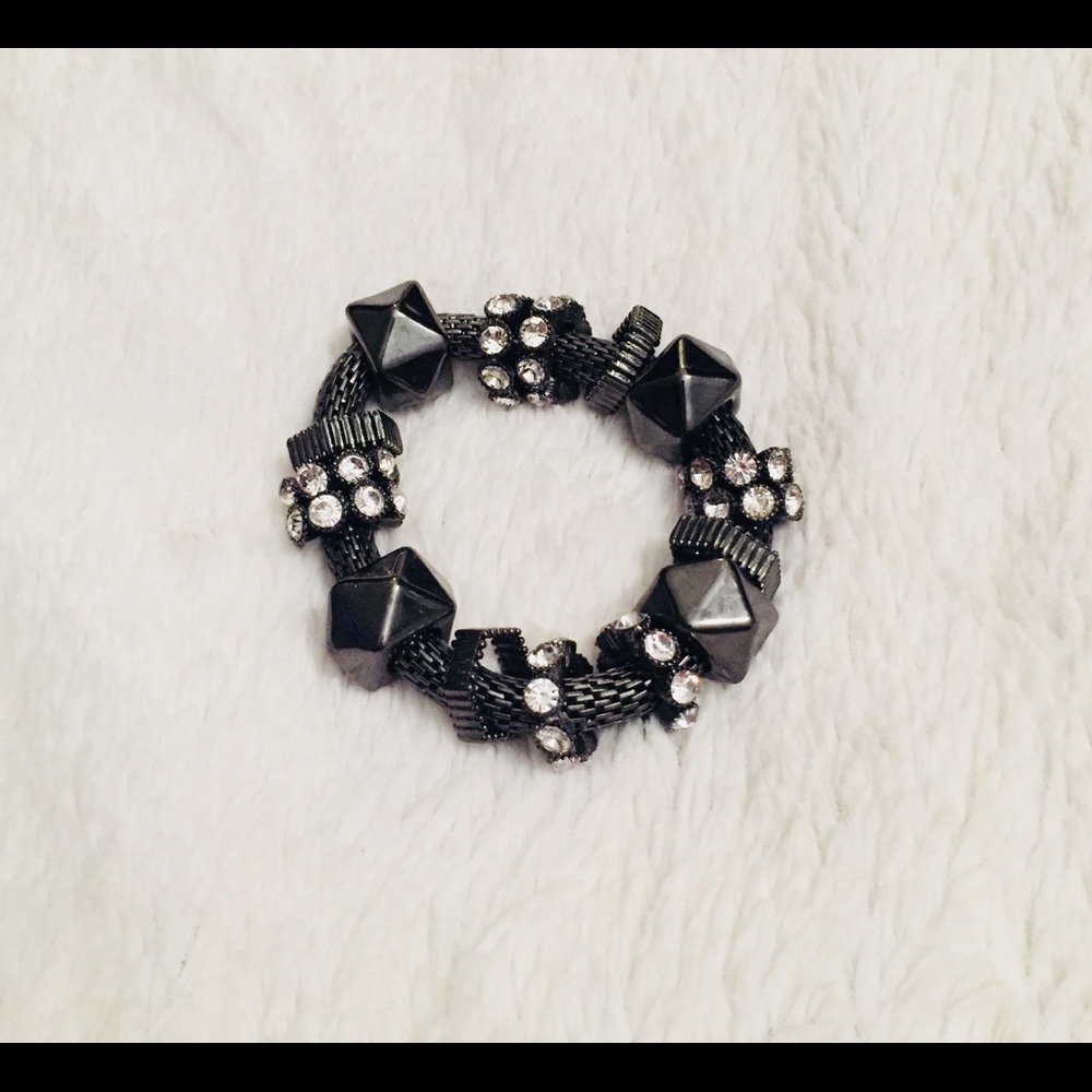 Stretchy black and dark silver bracelet